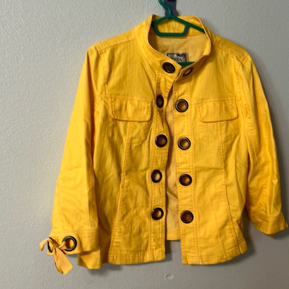 Jean 3/4 yellow jacket